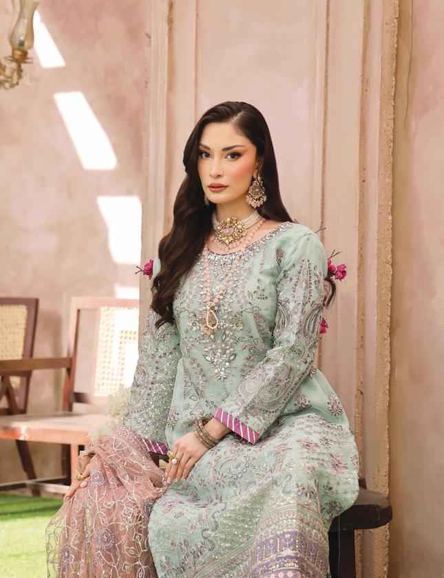 CHANTELLE LUXURY: An Exquisite Collection by Dr.Haris Ziva