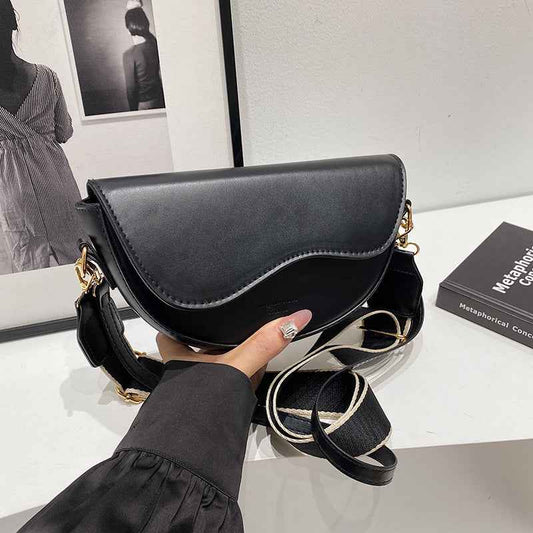 Simple Casual Shoulder Underarm Bag Niche Fashion Trendy Crossbody Saddle Bag for Women