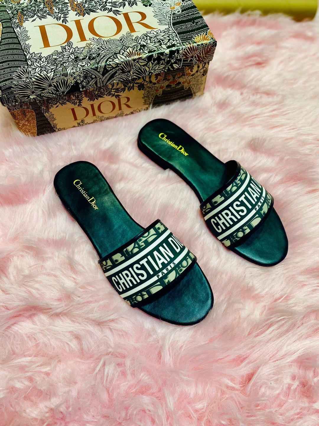 Stylish Women's Synthetic Leather Semi-Formal Flats - Available in 6 Sizes