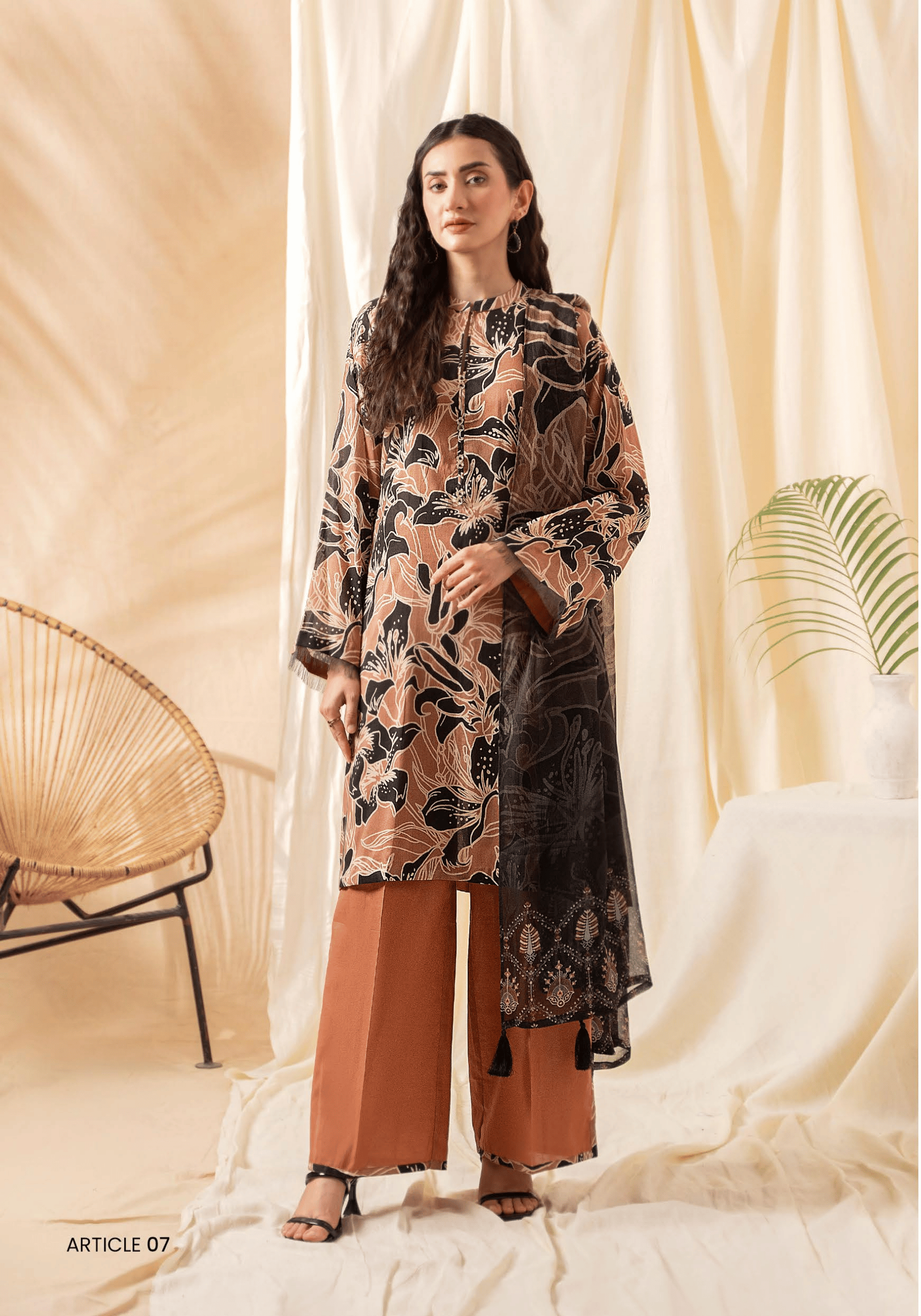 UNSTITCHED 3-PIECE COLLECTION D07