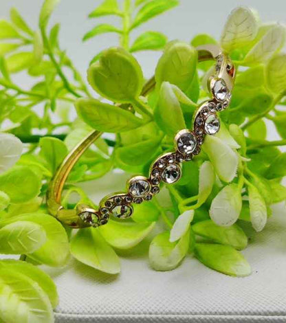 Enchanting Imported Adjustable Crystal Bracelet For Effortless Elegance