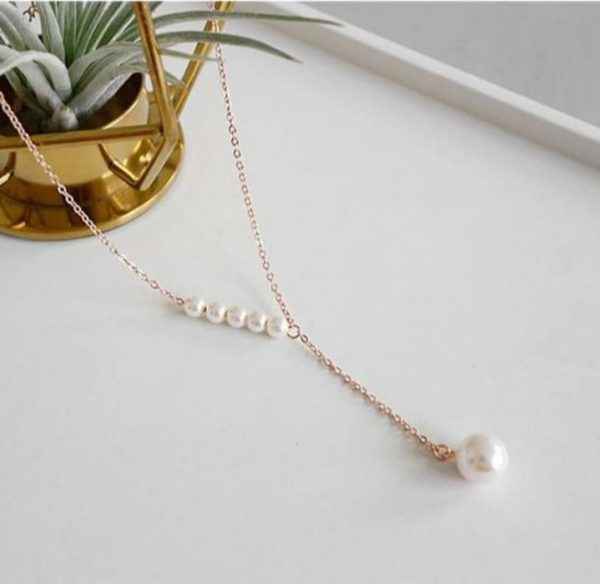 Silver Stylish Clavicle Pendent