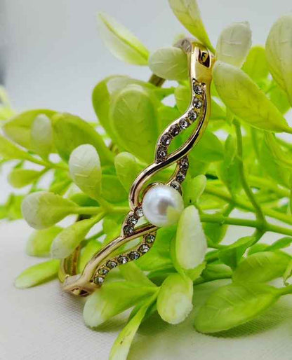 Graceful Adjustable Bracelet With Dazzling Pearl Accent – Imported Elegance | Best Quality Artificial Bracelet For Girls & Women