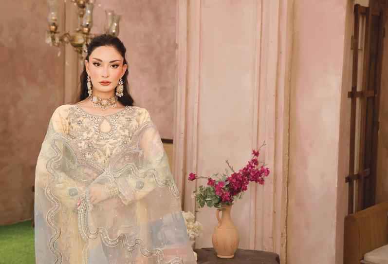 CHANTELLE LUXURY: An Exquisite Collection by Dr.Haris  Zoya