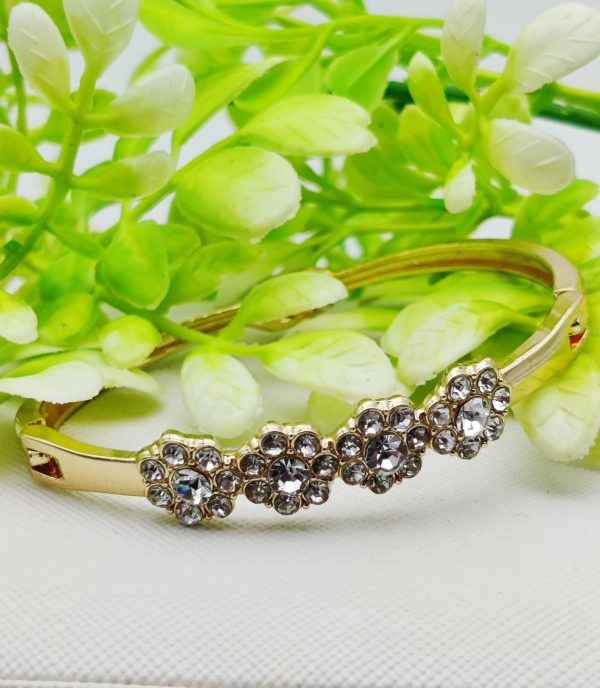 Sparkling Floral Adjustable Bracelet | Best Quality Artificial Bracelet For Girls & Women
